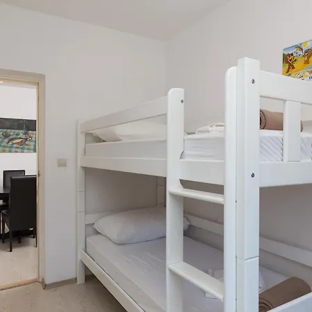 Karlo Apartman